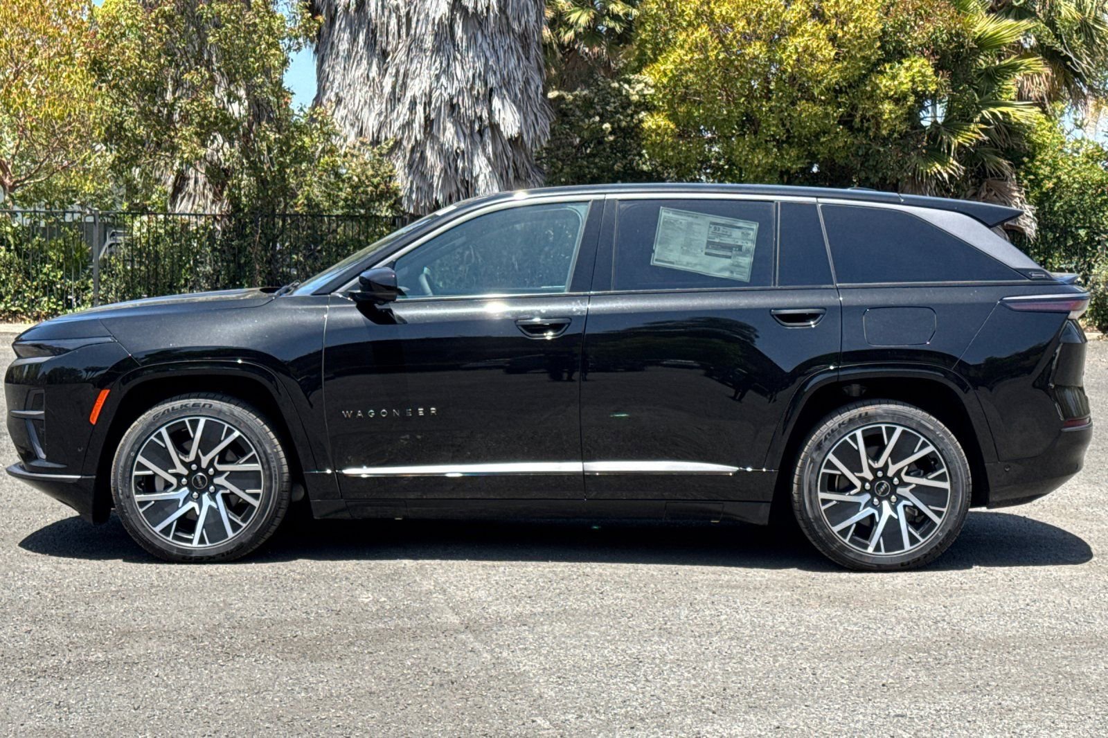 New 2025 Jeep Wagoneer S Limited image 6