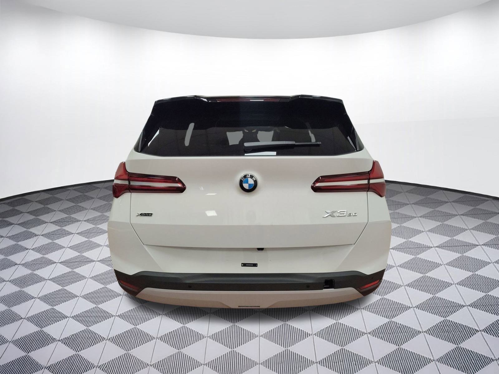 Used 2025 BMW X3 xDrive30i w/ Convenience Package image 10