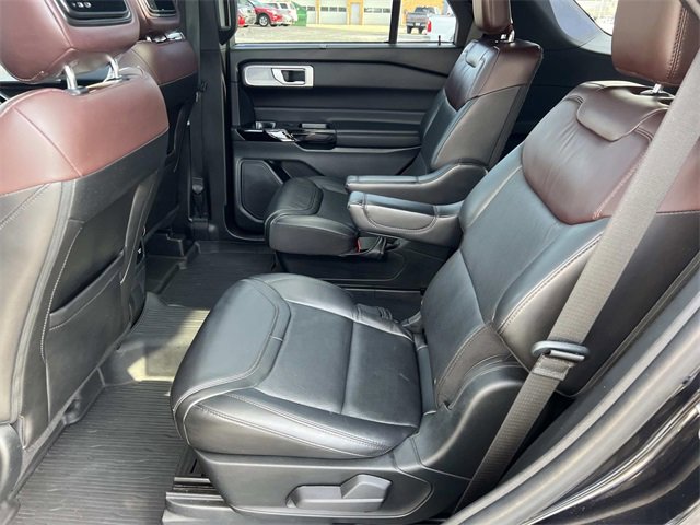 Certified 2023 Ford Explorer Platinum w/ Equipment Group 601A image 14
