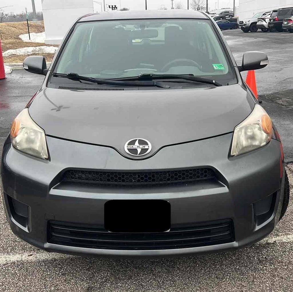 Used 2014 Scion xD image 2