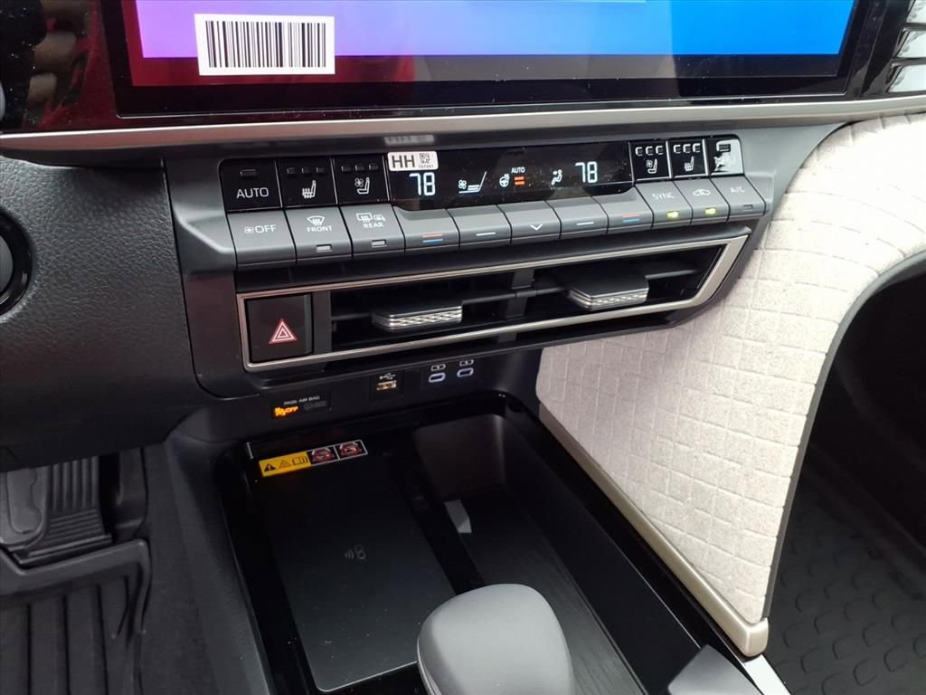 New 2026 Toyota Camry XLE image 14