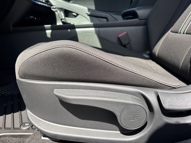 New 2026 Hyundai Elantra Sport FWD image 12