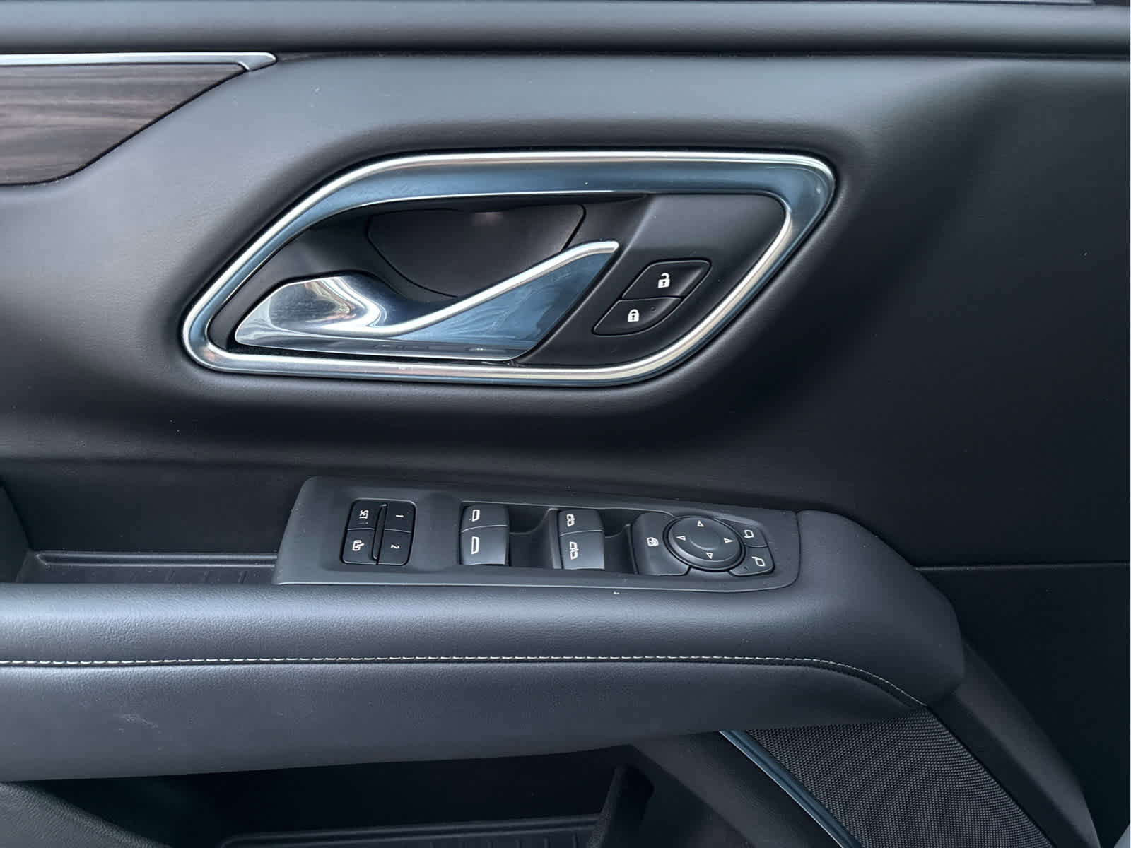 Used 2021 Chevrolet Tahoe LT image 32