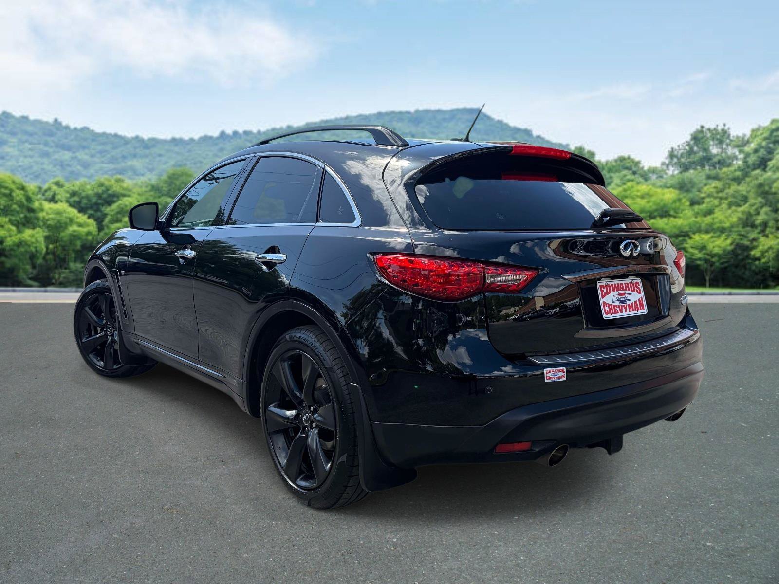 Used 2015 INFINITI QX70 AWD w/ Premium Package image 24