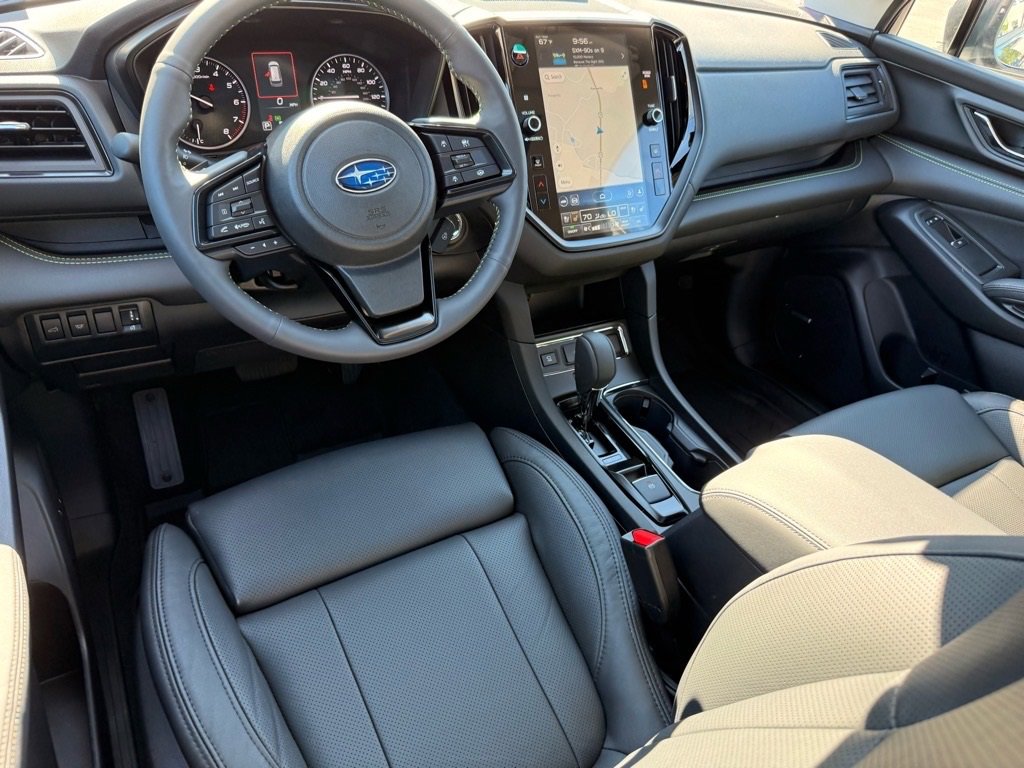 Used 2025 Subaru Ascent Bronze Edition image 5