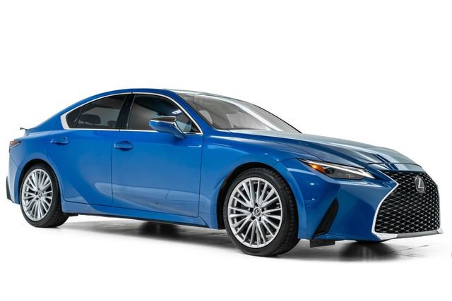 Used 2022 Lexus IS 300 w/ Premium Package RWD image 5