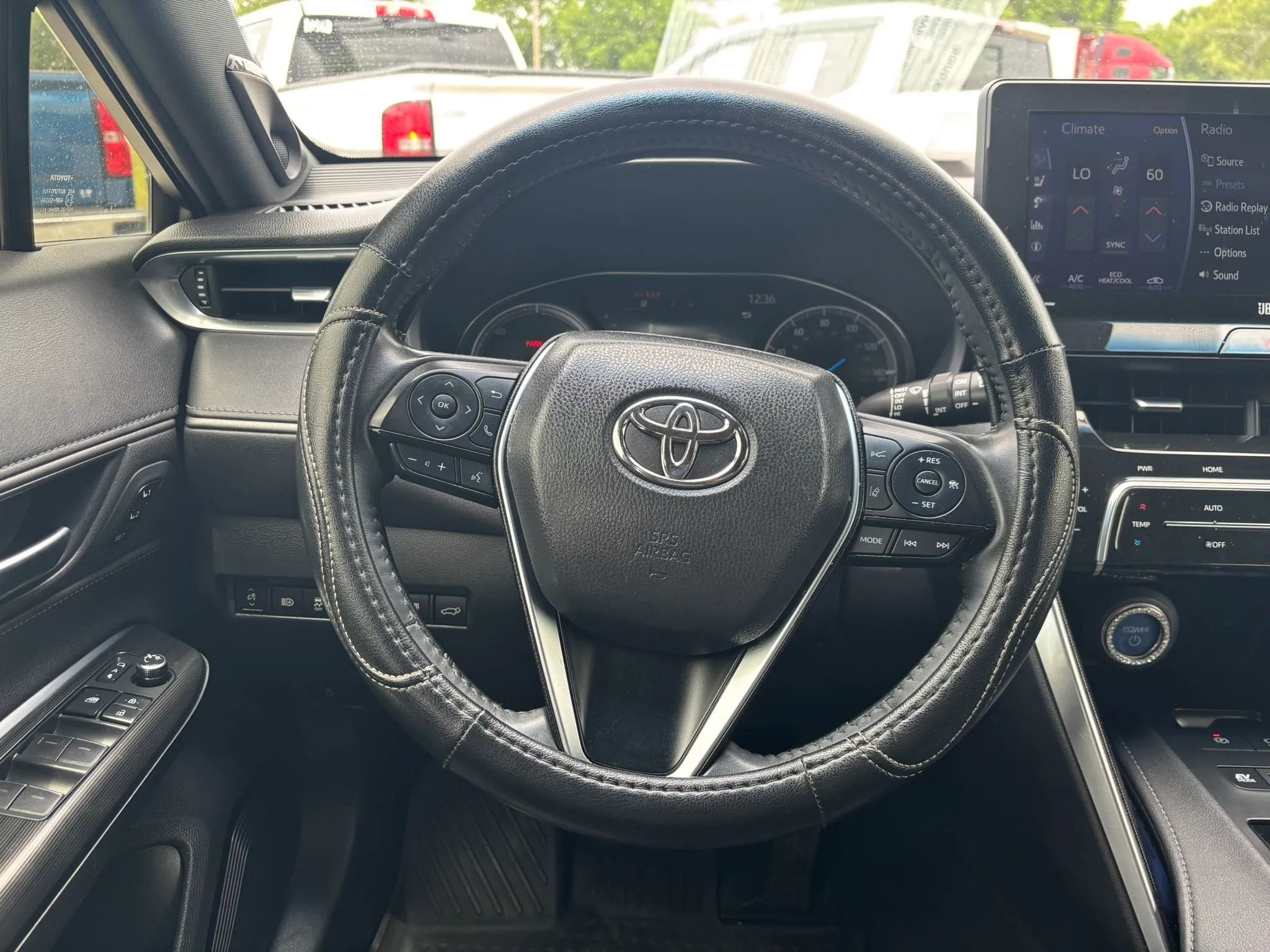Used 2021 Toyota Venza Limited AWD/4WD image 35