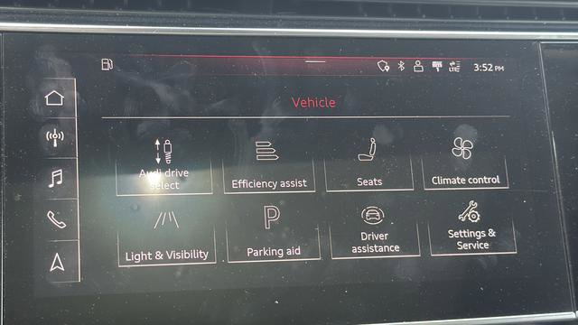 Used 2020 Audi Q7 3.0T Premium Plus AWD/4WD image 23