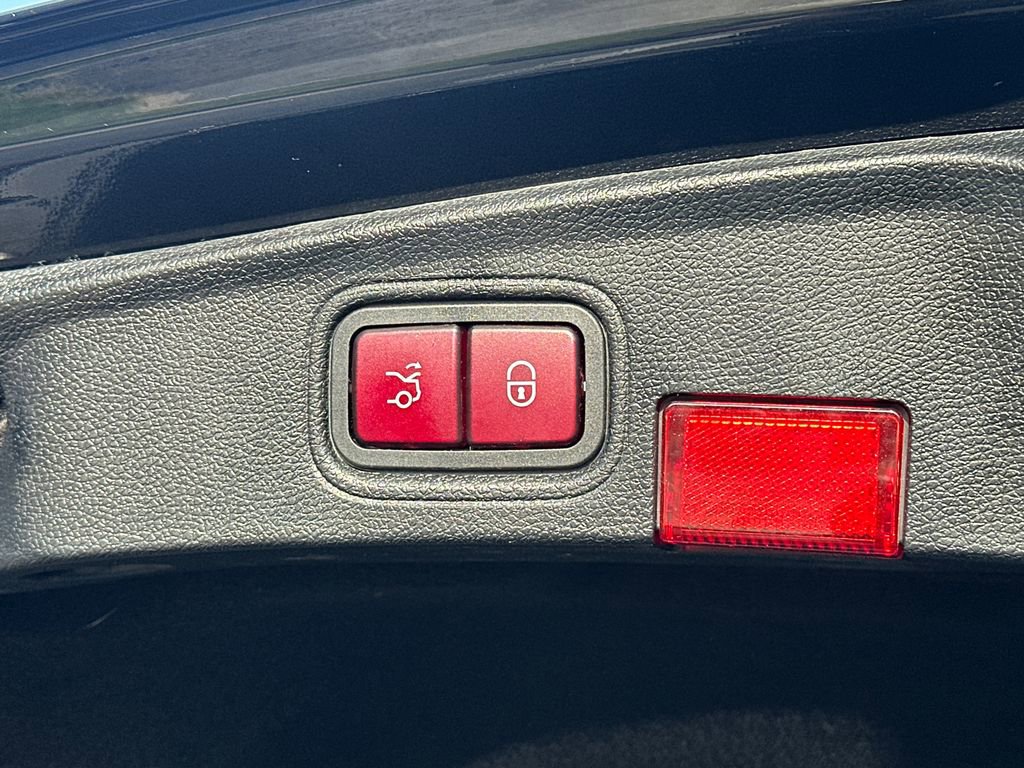 Used 2022 Mercedes-Benz C 43 AMG 4MATIC Coupe image 16