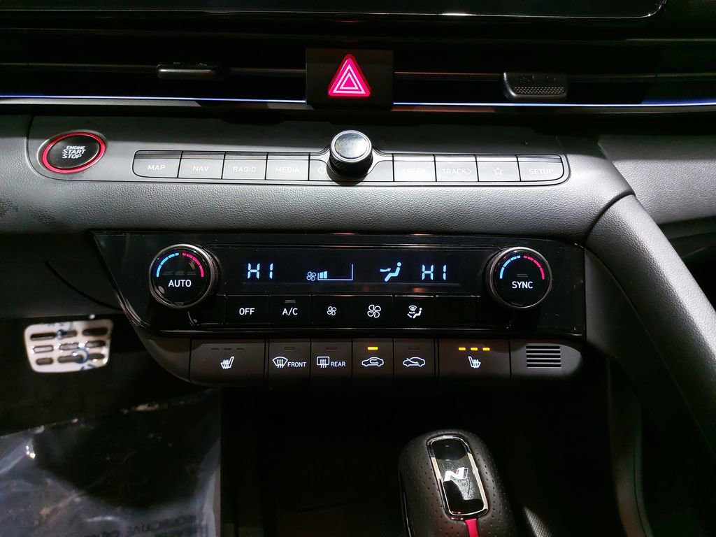 Certified 2024 Hyundai Elantra N Line image 25