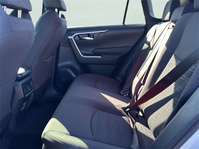 Used 2024 Toyota RAV4 SE w/ Convenience Package image 15