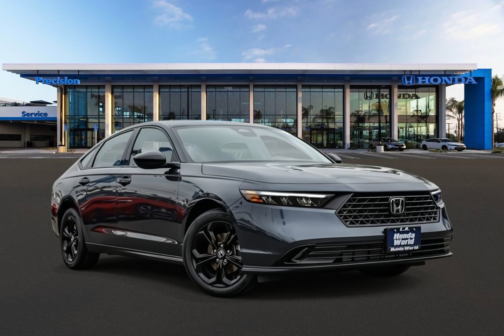Certified 2025 Honda Accord SE image 1