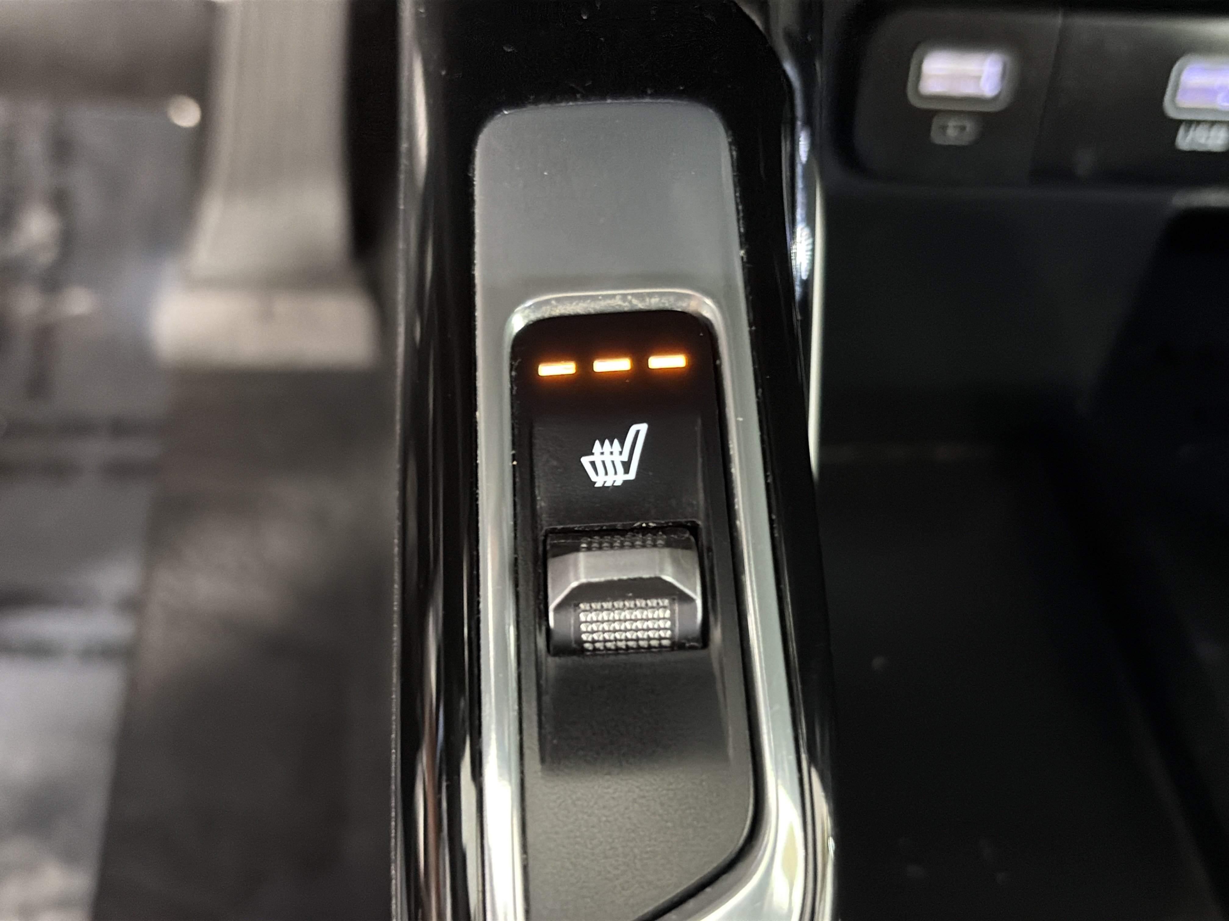 Used 2023 Kia Sorento SX AWD/4WD image 31