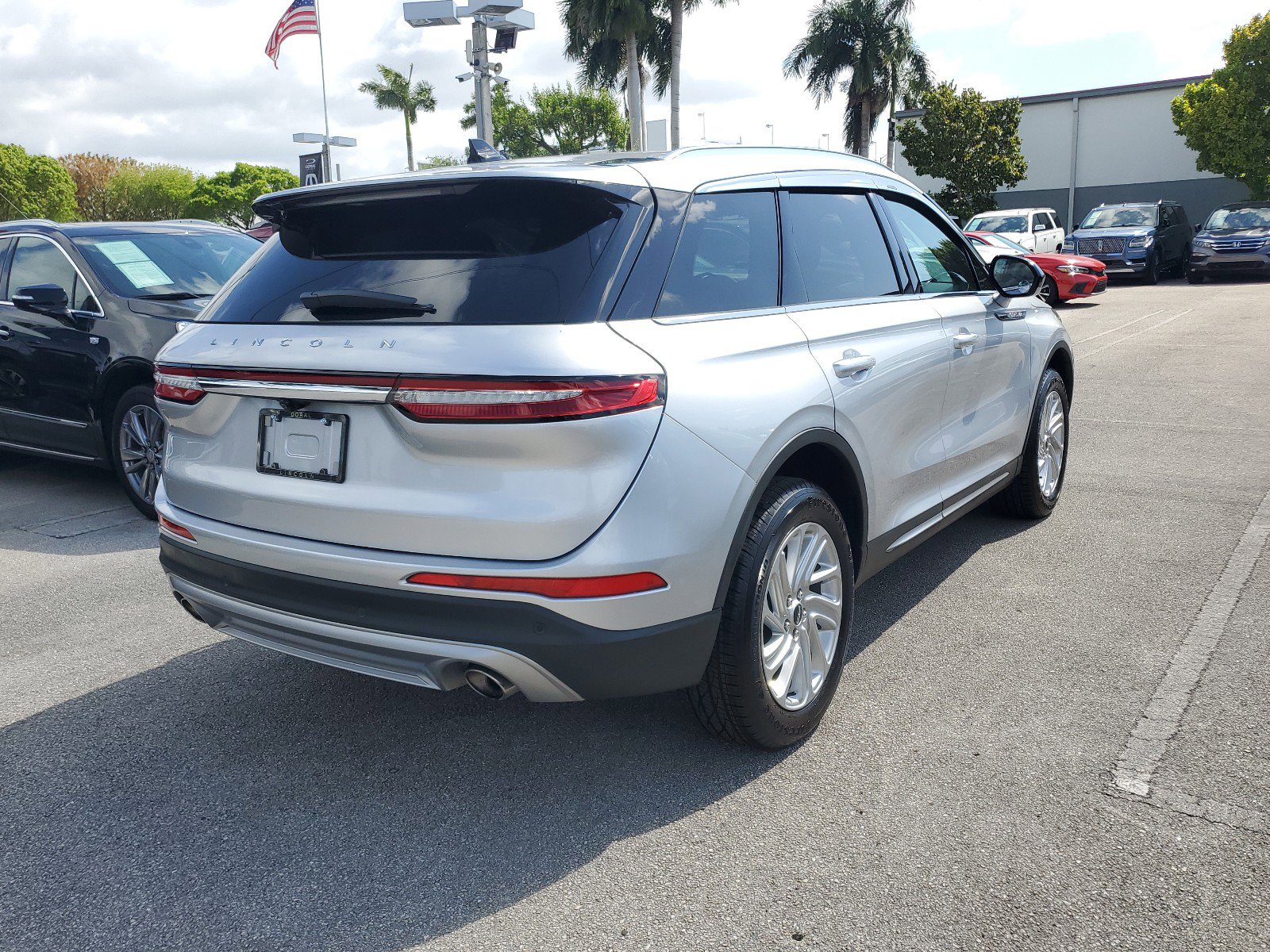 Used 2020 Lincoln Corsair FWD image 6