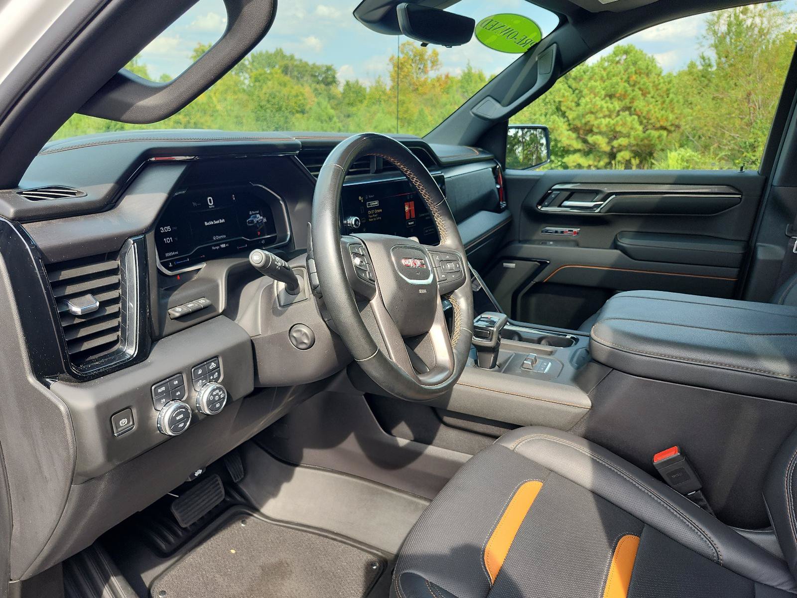 Used 2024 GMC Sierra 1500 AT4 w/ Technology Package AWD/4WD image 19