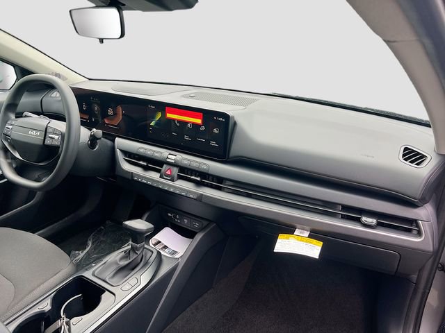 New 2026 Kia K4 FWD image 25