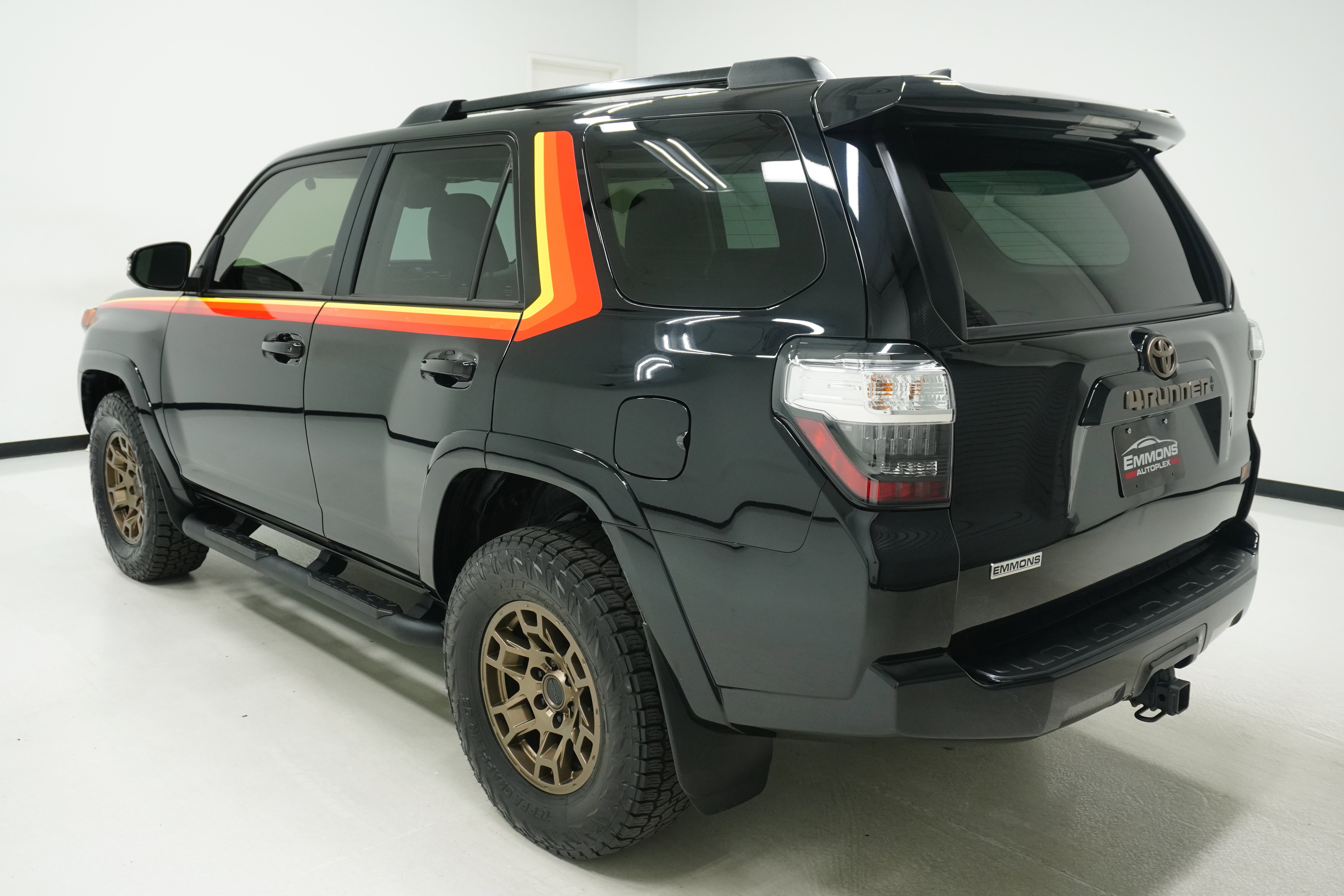 Used 2023 Toyota 4Runner 40th Anniversary SE AWD/4WD image 6