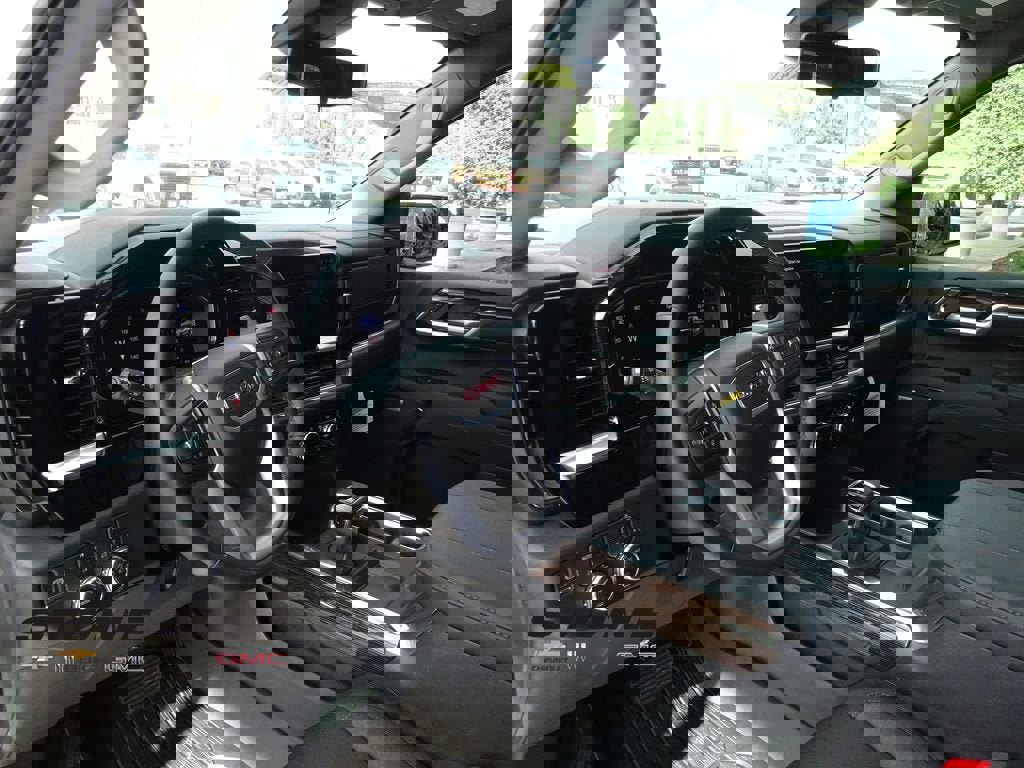 New 2026 GMC Sierra 1500 Elevation image 13