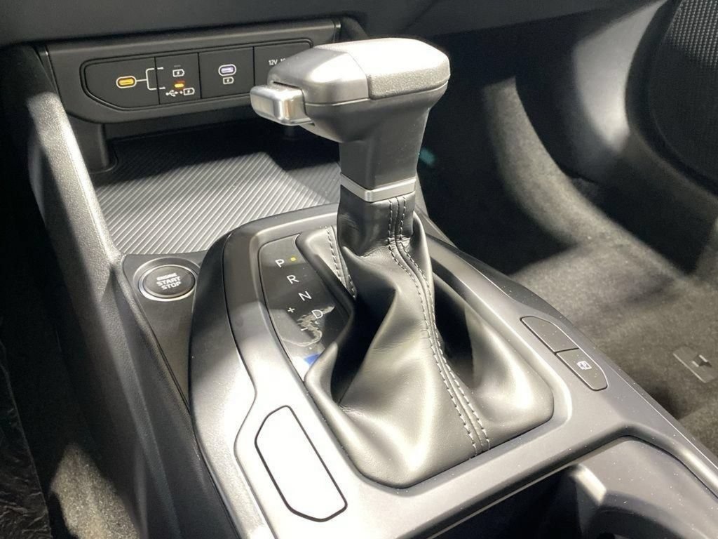 New 2026 Kia K4 FWD image 21