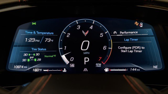 Used 2024 Chevrolet Corvette Stingray Premium Cpe w/ Z51 Performance Package RWD image 12