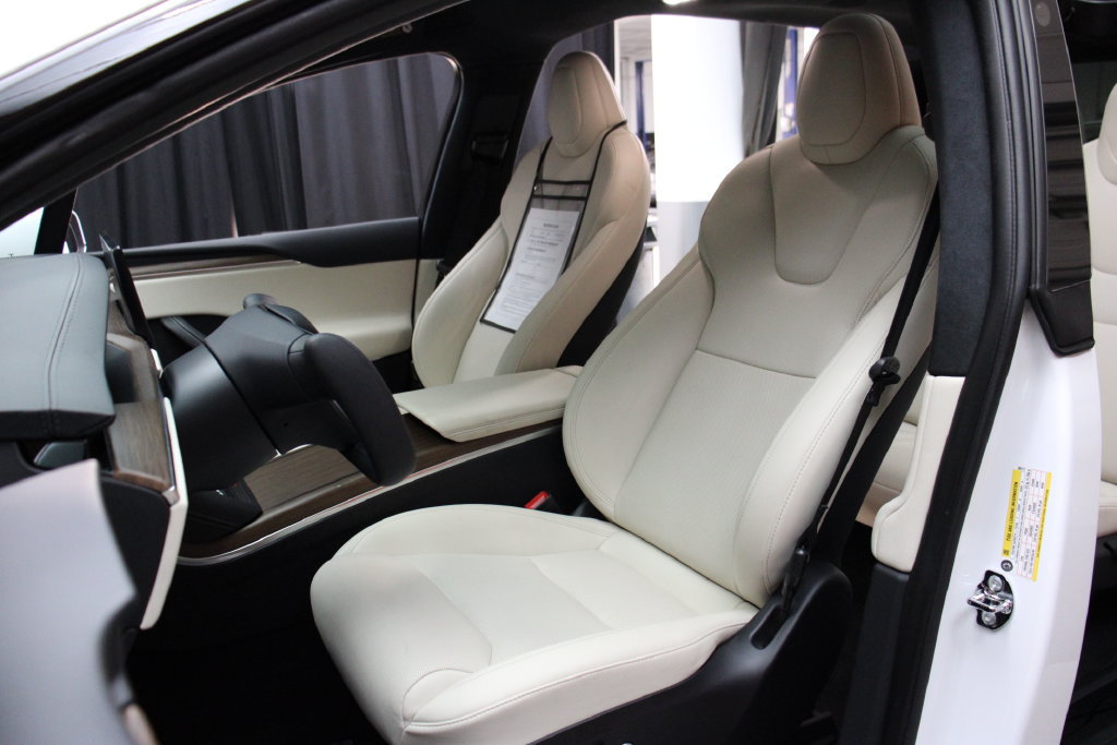 Used 2023 Tesla Model X AWD/4WD image 20