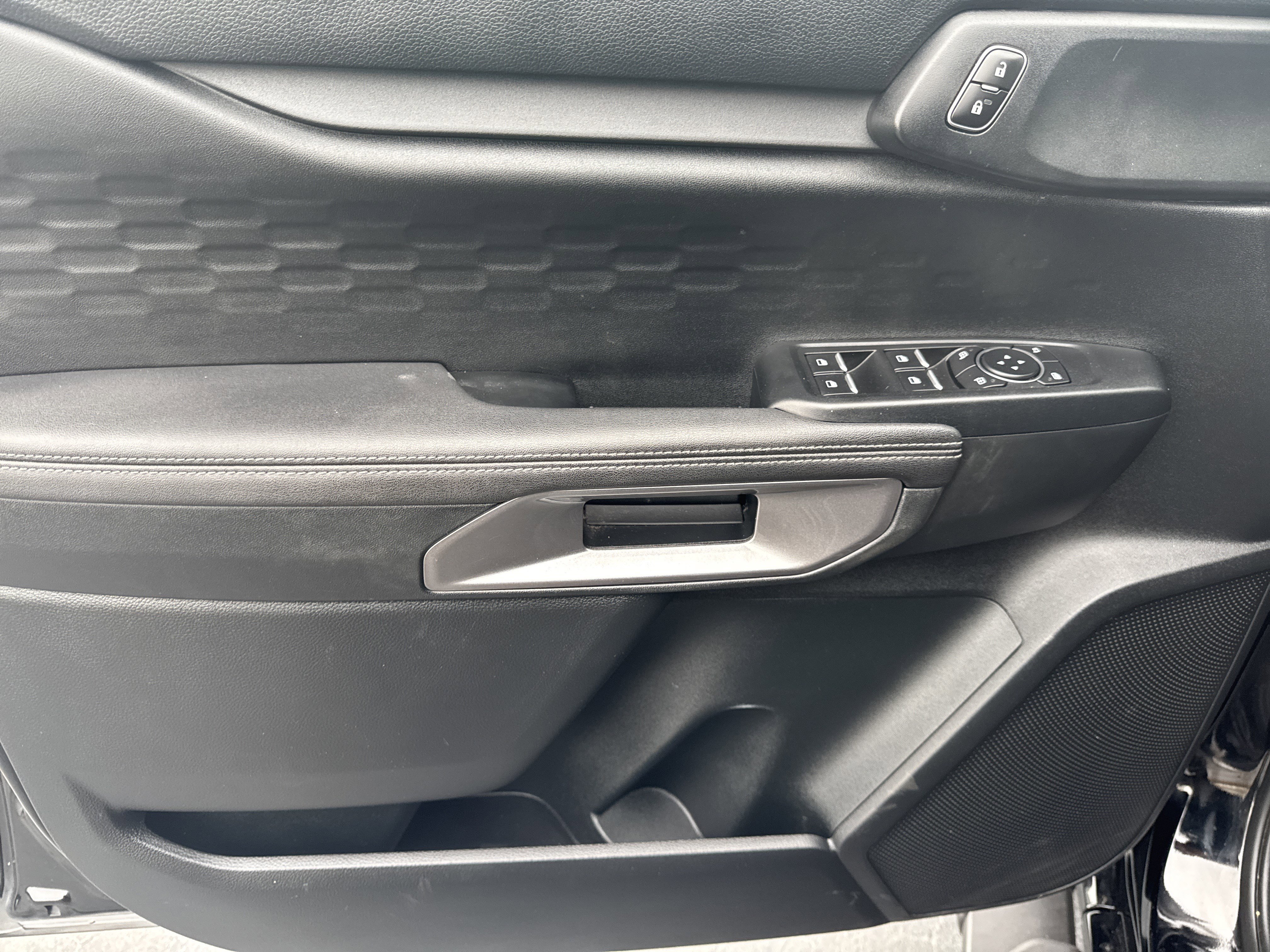 Certified 2024 Ford Ranger XLT w/ Equipment Group 301A High image 10