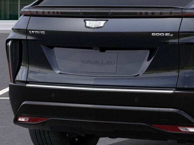 New 2026 Cadillac Lyriq Luxury w/ LPO, Floor Liner Package AWD/4WD image 38