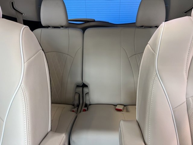 Used 2024 Buick Enclave Avenir w/ Avenir Technology Package image 19