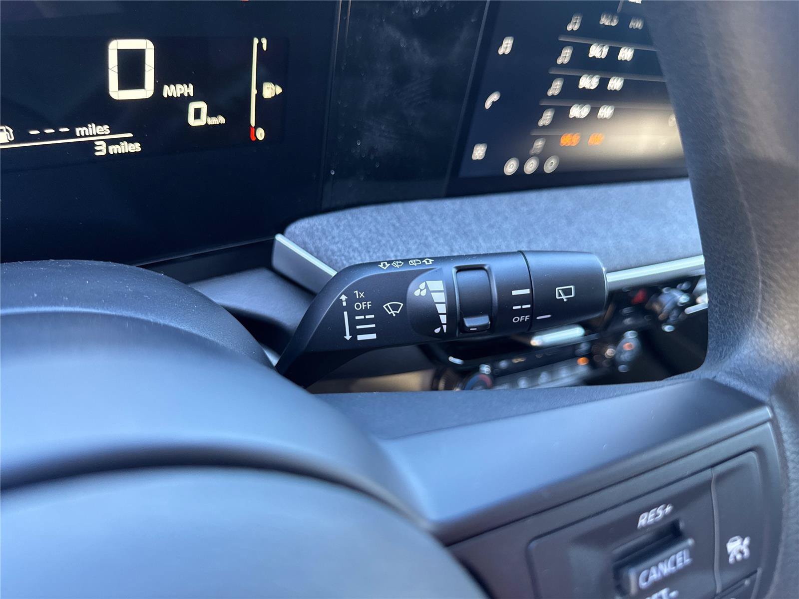 New 2026 Nissan Kicks SV w/ SV Premium Package FWD image 23