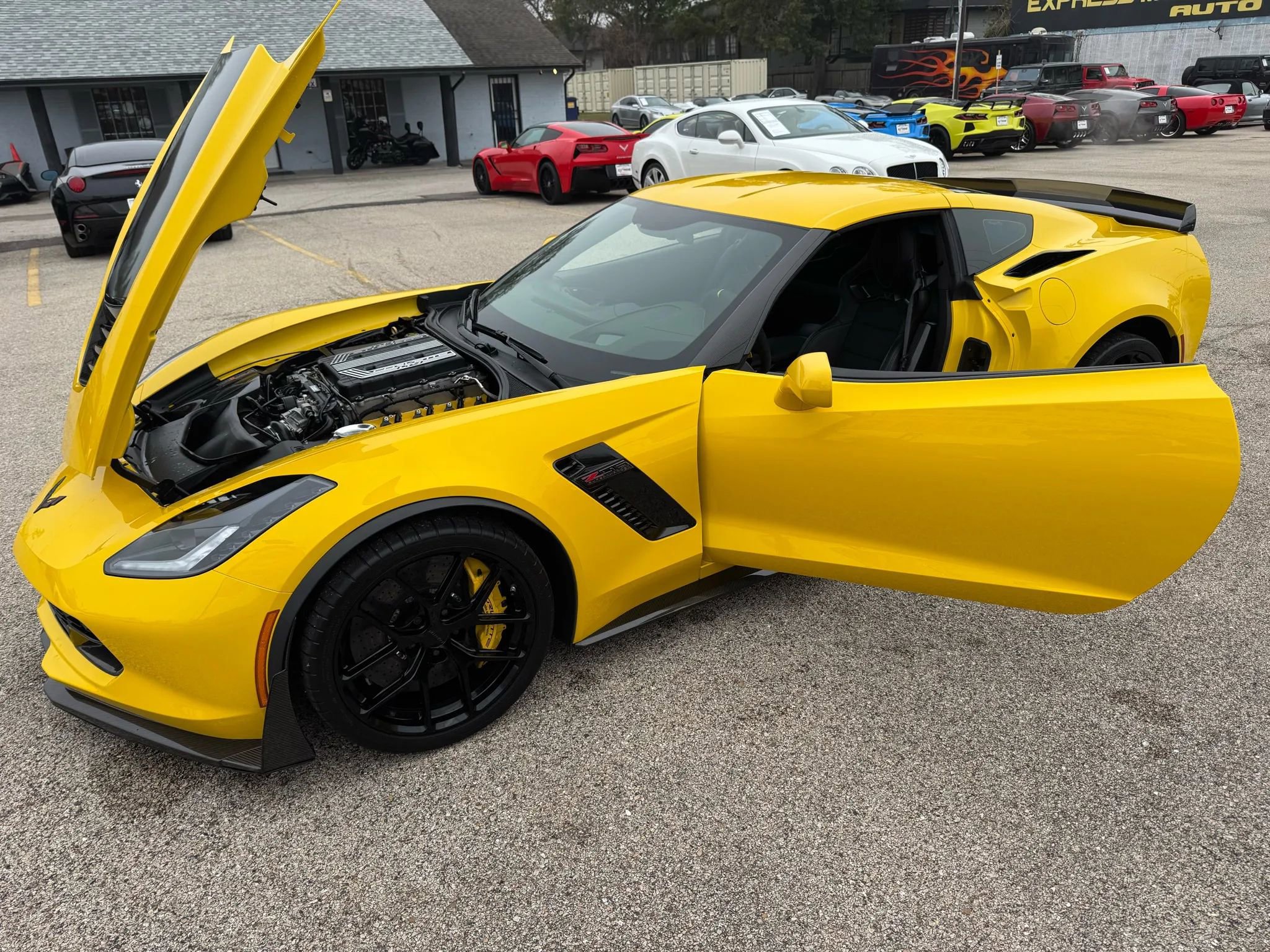 Used 2015 Chevrolet Corvette Z06 w/ Z07 Performance Package image 61