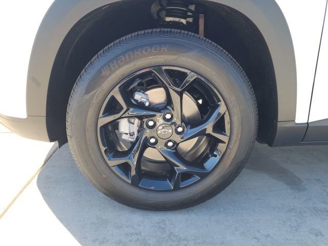 New 2026 Chevrolet Trax LT w/ Midnight Edition image 15