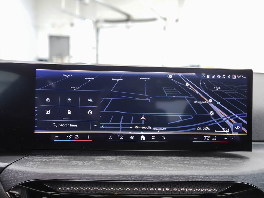 New 2026 BMW 330i xDrive Sedan w/ Convenience Package image 17