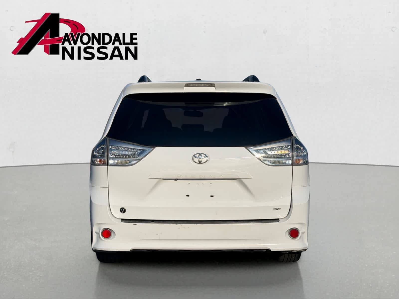 Used 2015 Toyota Sienna SE Premium FWD image 5