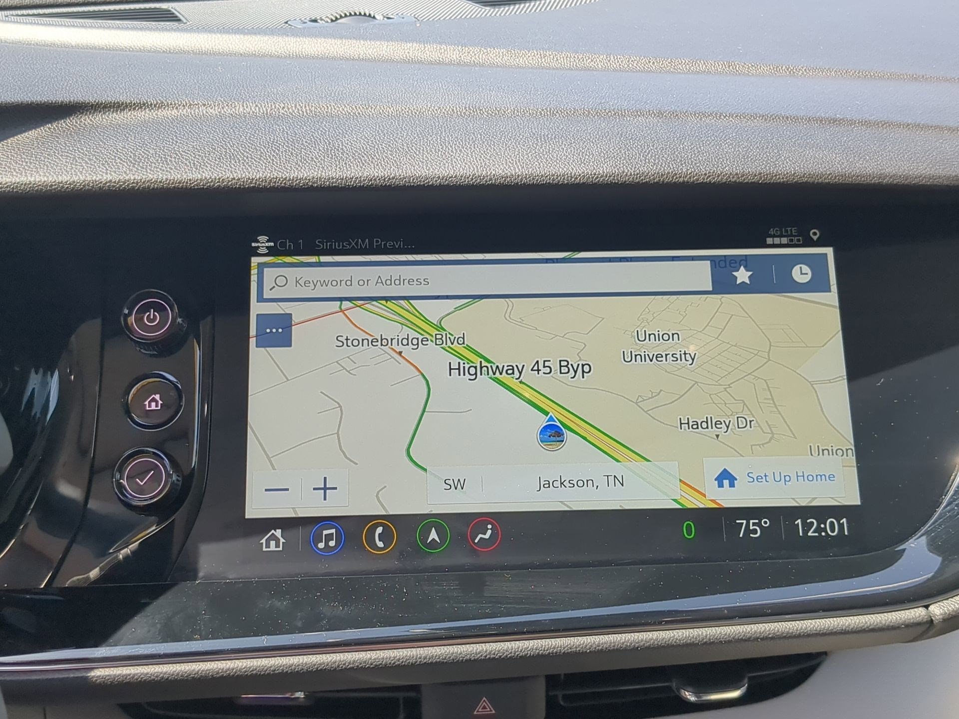 Used 2023 Buick Envision Avenir image 17