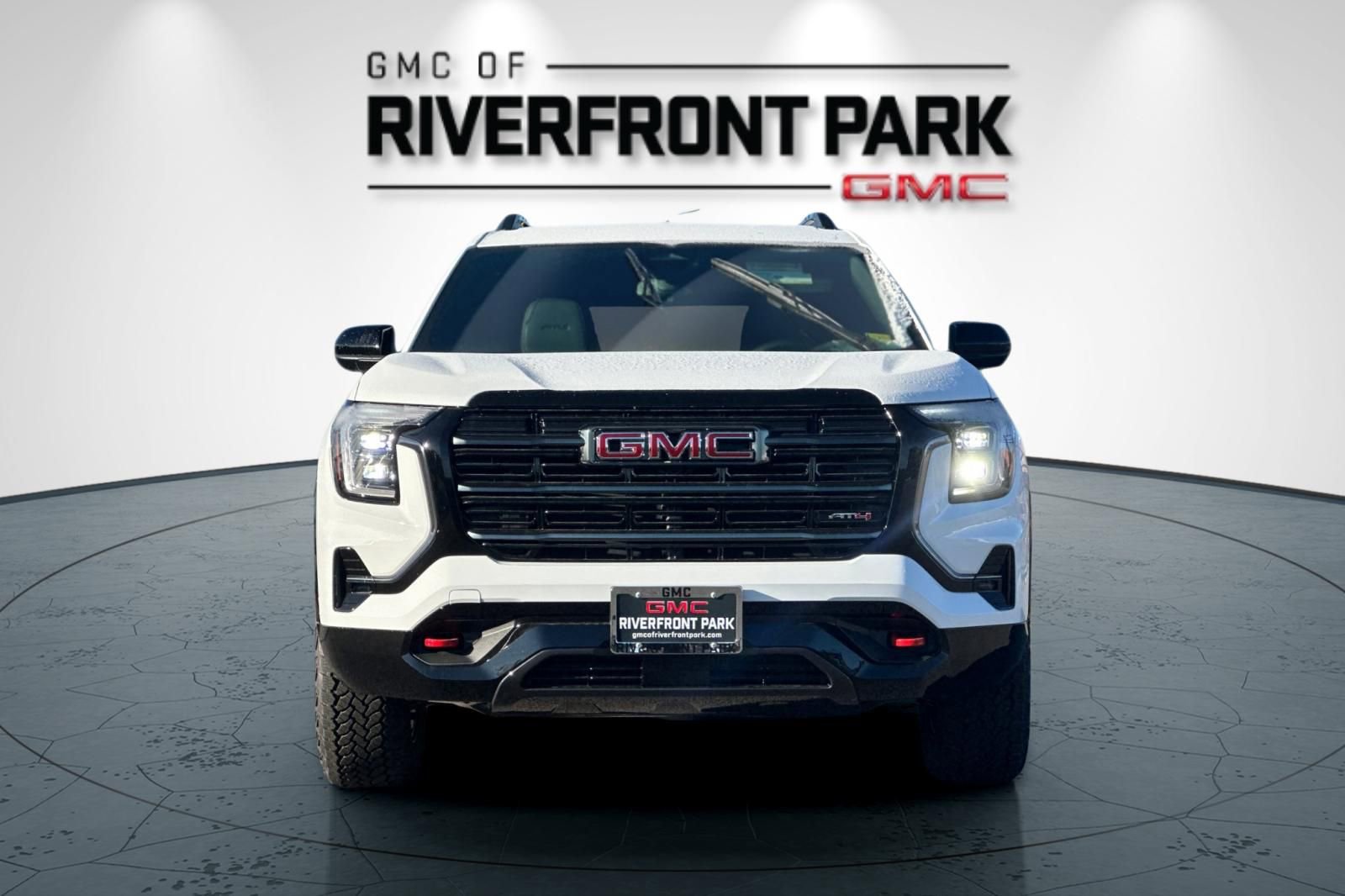 New 2026 GMC Terrain AT4 w/ LPO, Floor Liner Package AWD/4WD image 8