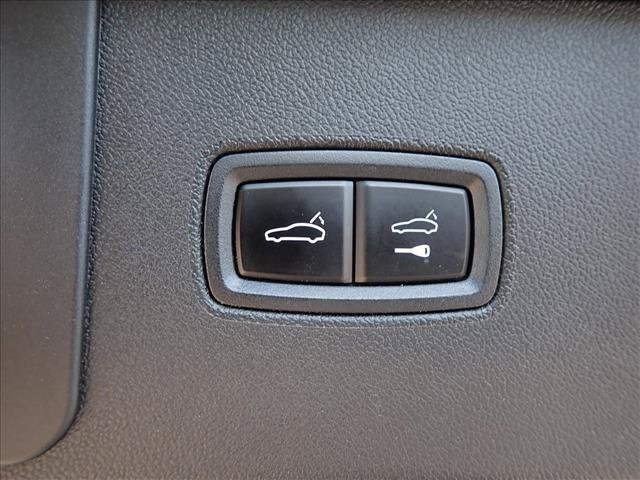 Used 2023 Porsche Cayenne Platinum Edition AWD/4WD image 8