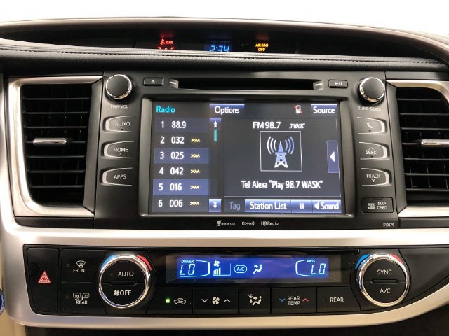 Used 2017 Toyota Highlander XLE w/ Protection Package #3 AWD/4WD image 21
