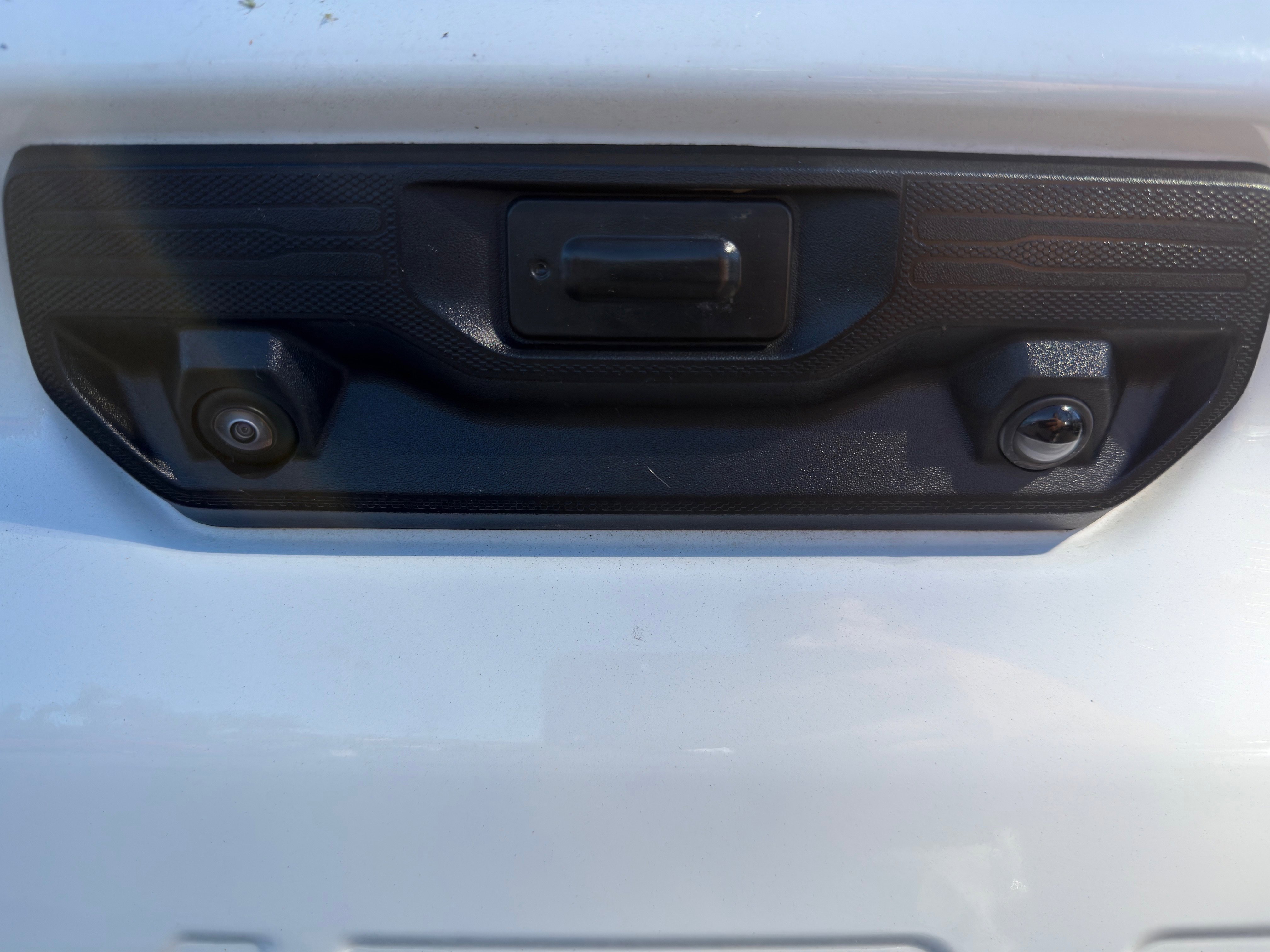 Used 2025 Chevrolet Silverado 2500 LT w/ Convenience Package image 16