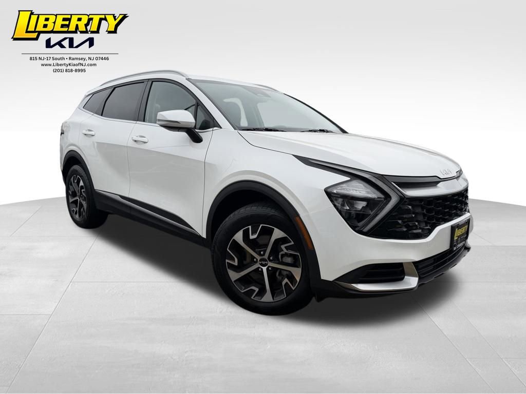 Used 2023 Kia Sportage EX image 1