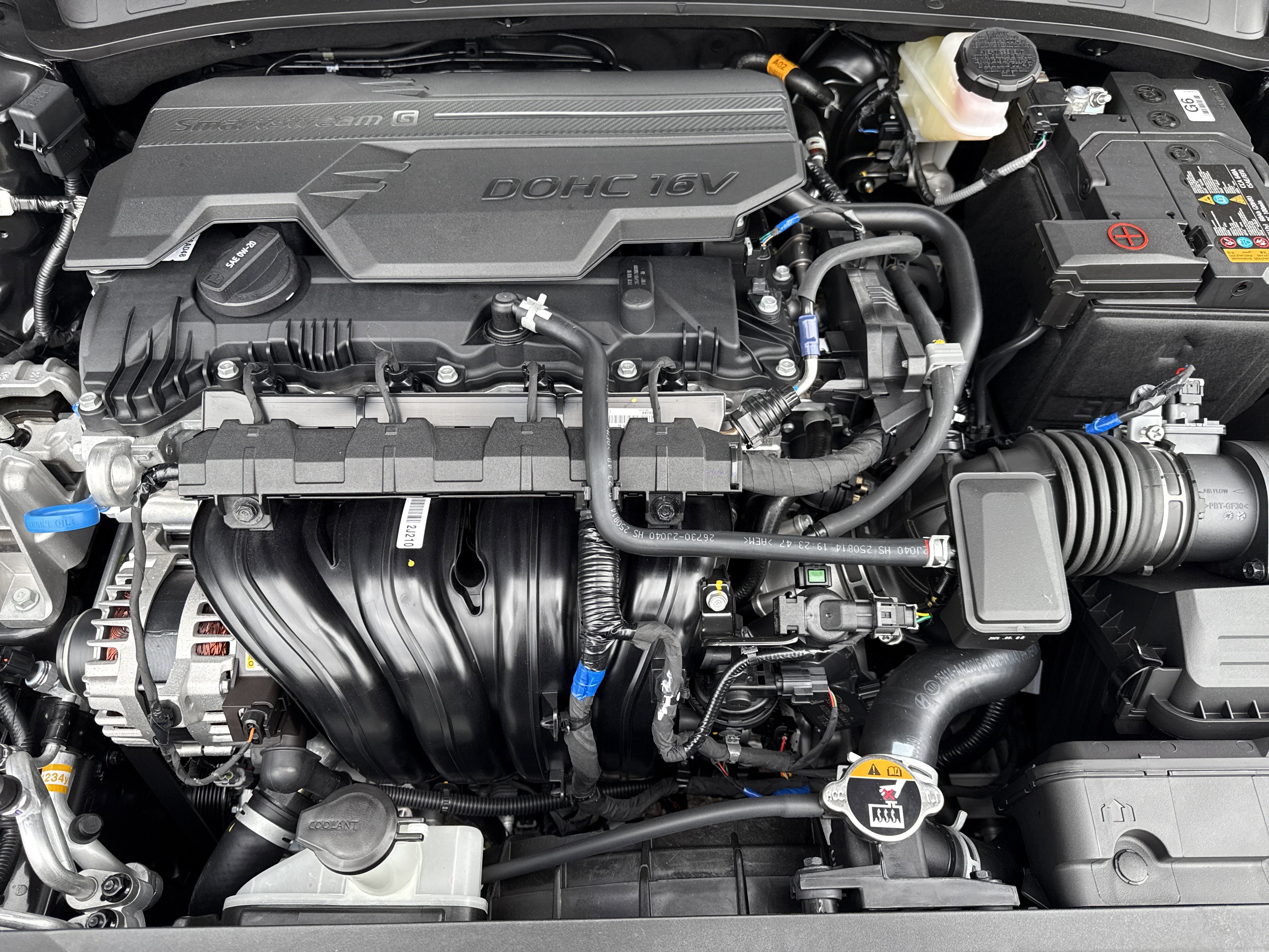 New 2026 Hyundai Elantra SEL Sport Premium w/ Cargo Package image 19