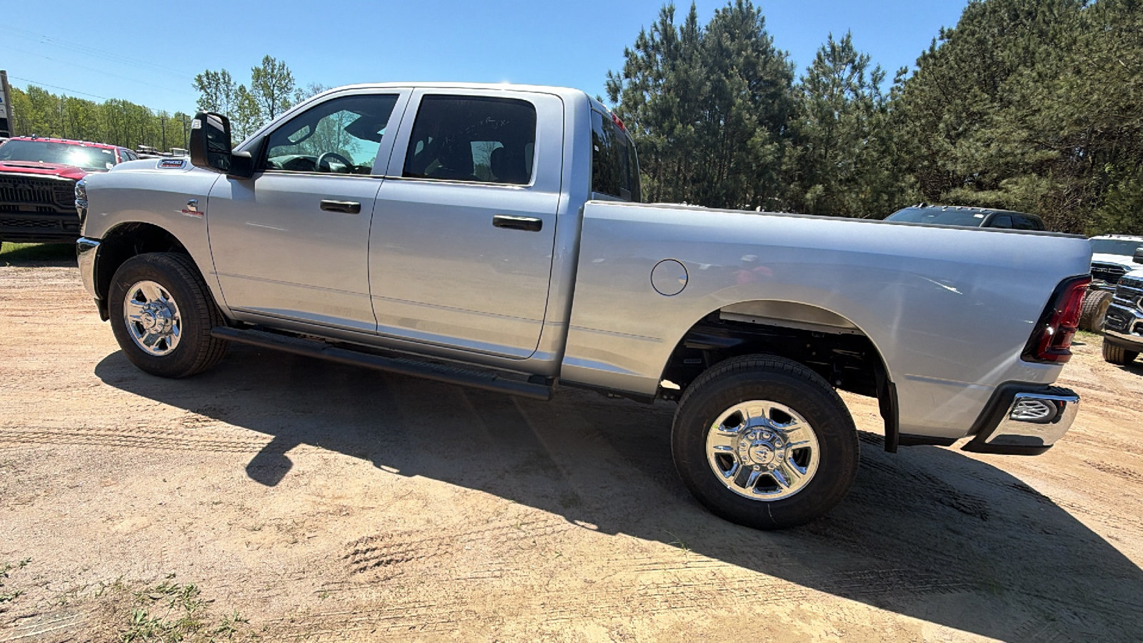 New 2026 RAM 2500 Tradesman AWD/4WD image 10