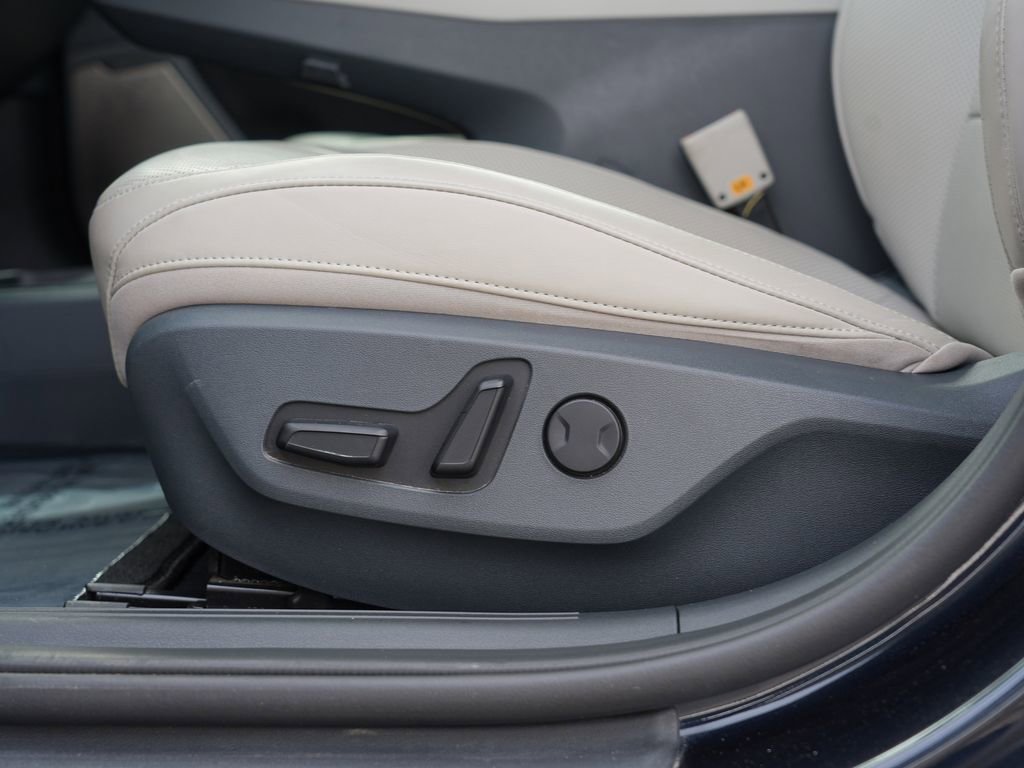 Used 2023 Kia EV6 Wind w/ Wind Technology Package image 15