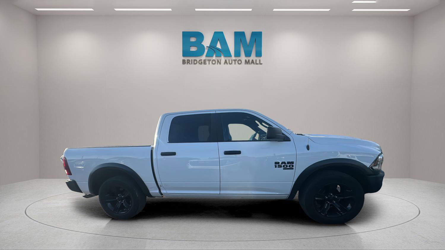 Used 2024 RAM 1500 Classic Warlock image 8