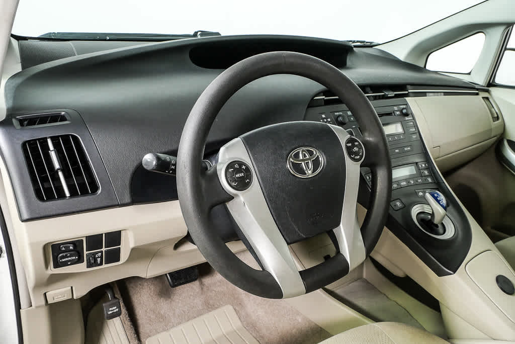 Used 2010 Toyota Prius Two FWD image 4