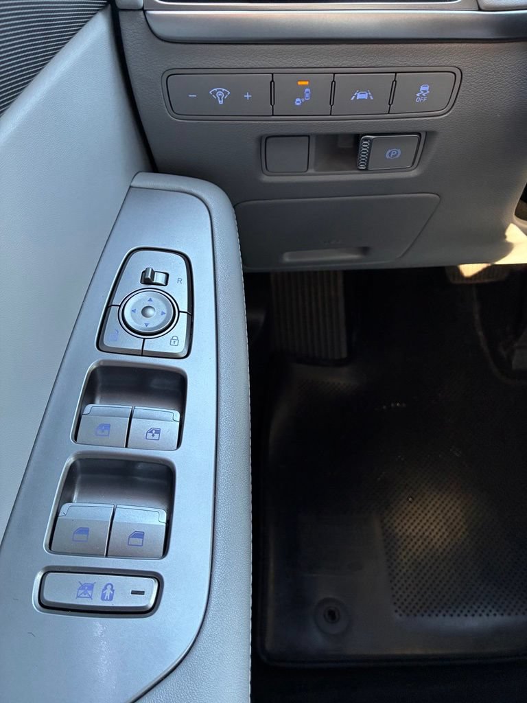 Used 2022 Hyundai Palisade SEL w/ Cargo Package FWD image 24