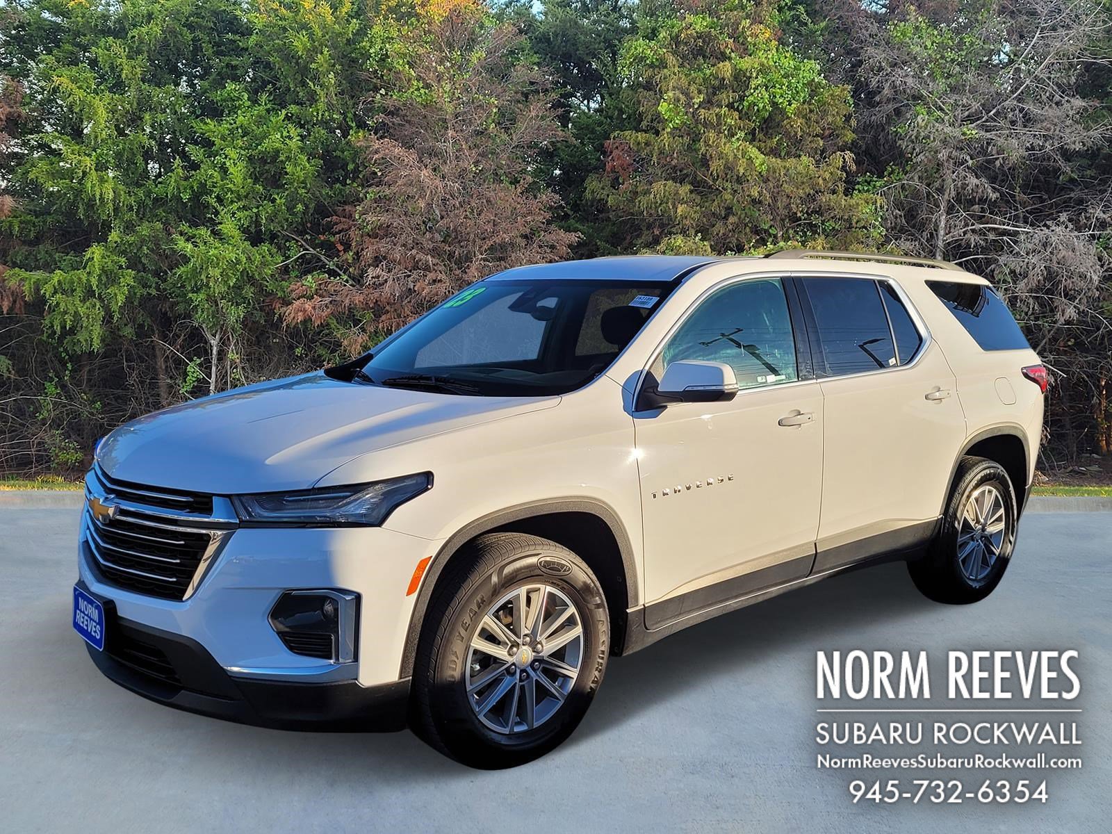 Used 2023 Chevrolet Traverse LT