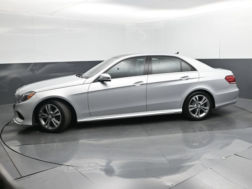 Used 2014 Mercedes-Benz E 250 BlueTEC Sedan image 27