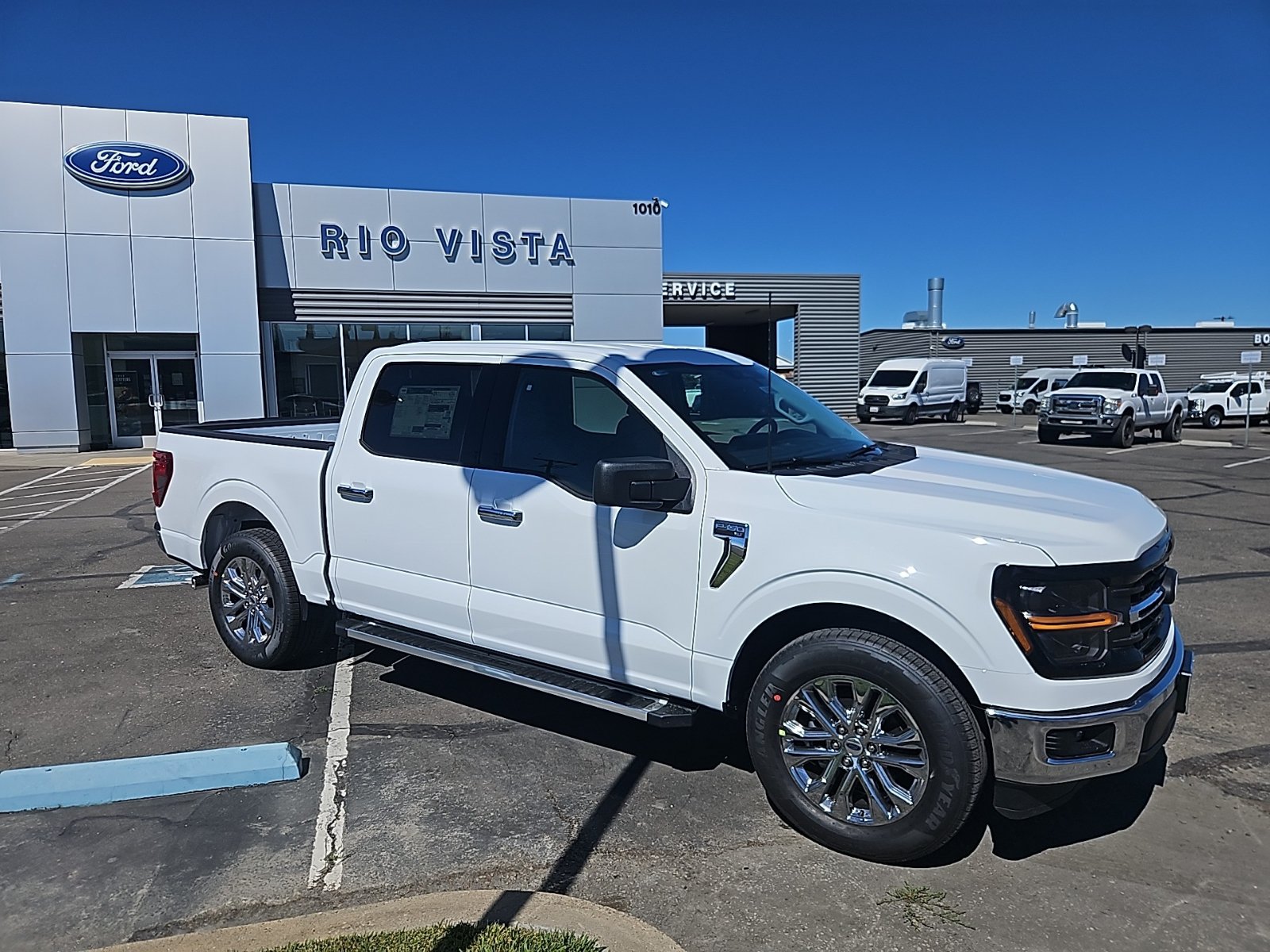 New 2026 Ford F150 XLT w/ XLT Chrome Appearance Package RWD image 8