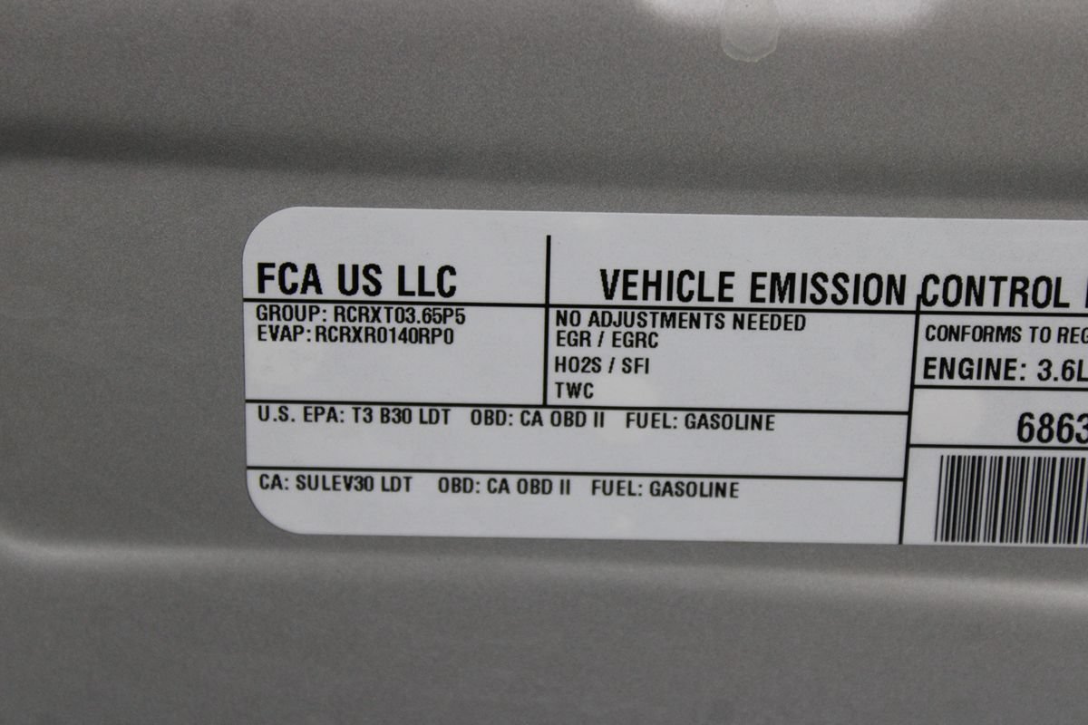 Used 2024 Chrysler Pacifica Touring-L FWD image 51