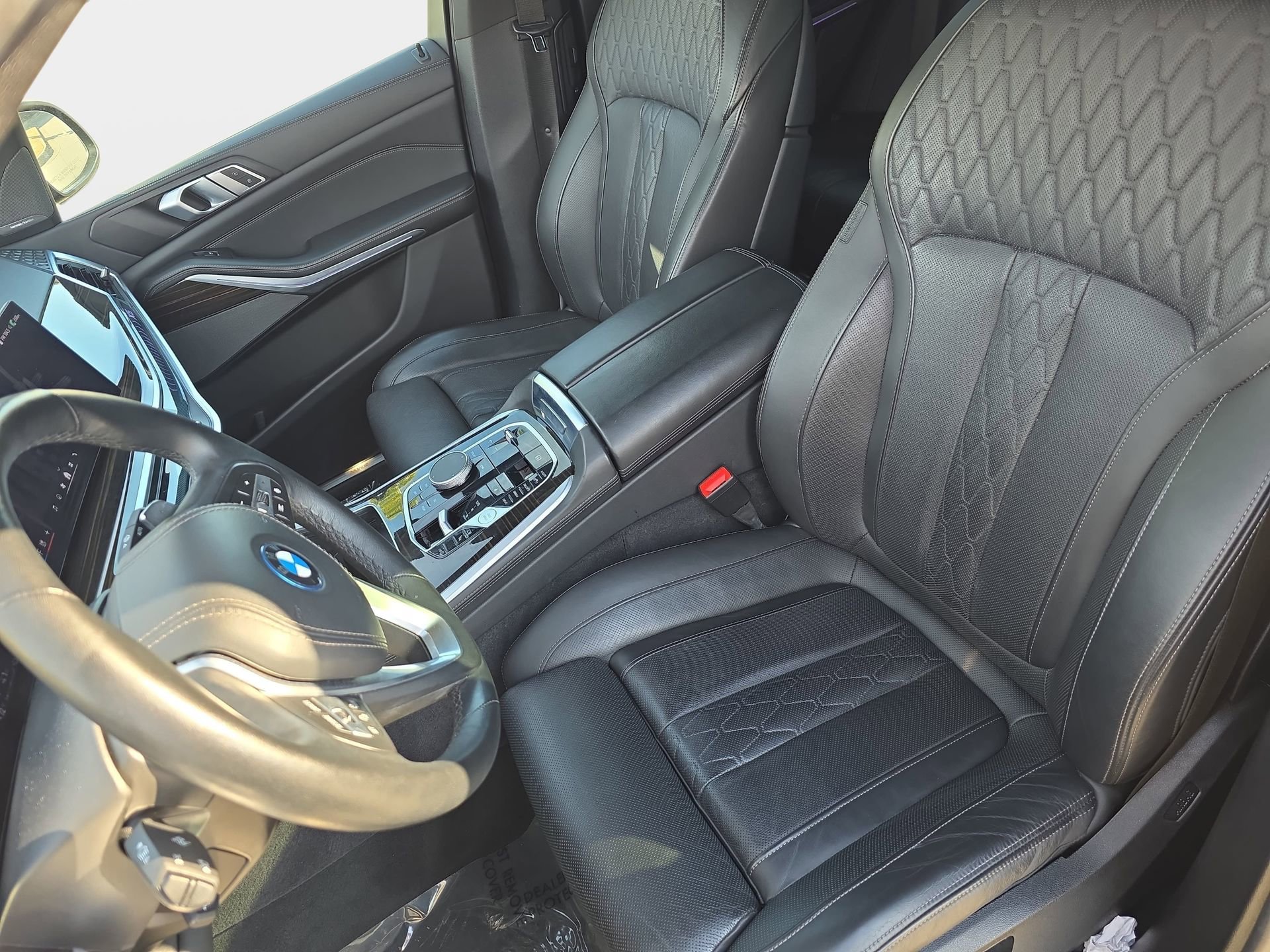 Used 2025 BMW X5 xDrive50e image 15